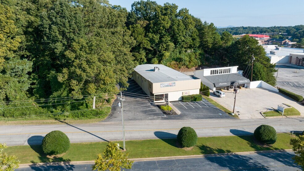 More Photos Of 1358 Plaza Dr, Gainesville Freestanding For Sale