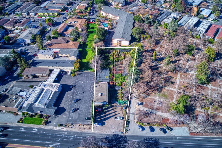 More Photos Of 332 Woodside Rd, Redwood City Land For Sale