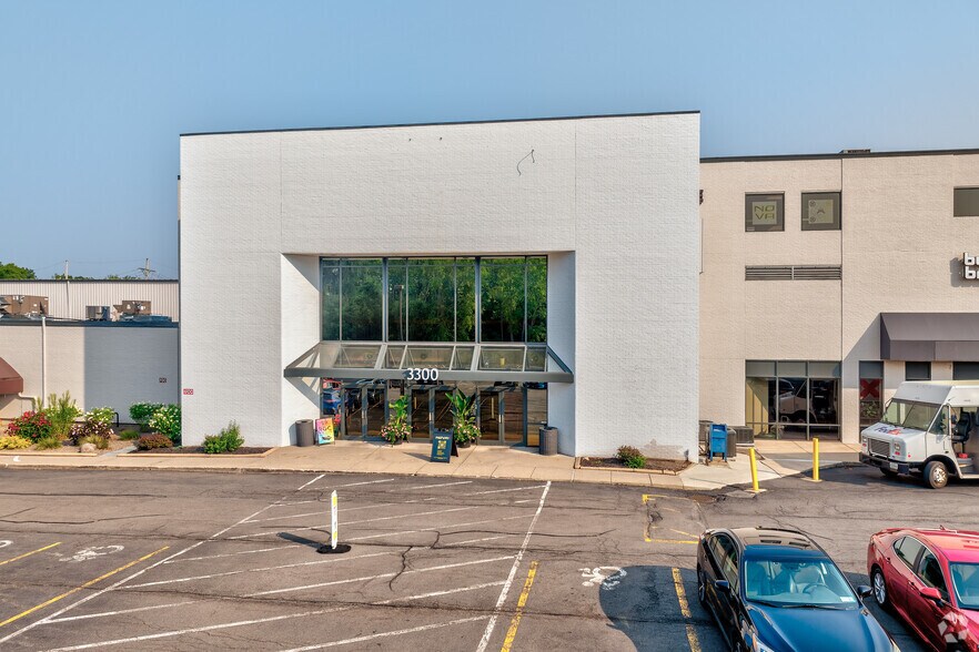 More Photos Of 3300 Monroe Ave, Rochester Storefront For Lease