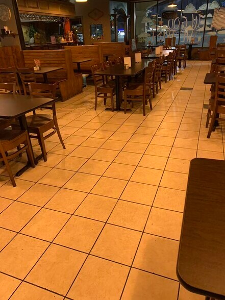 More Photos Of 961 Nasa Pky, Houston Unknown For Lease