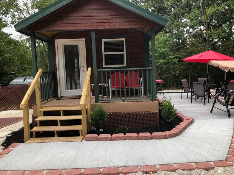 More Photos Of 4171 E US Highway 54, Linn Creek Trailer Camper Park For Sale