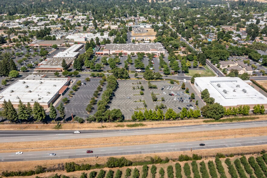 More Photos Of 437 N Orchard Ave, Ukiah Land For Lease