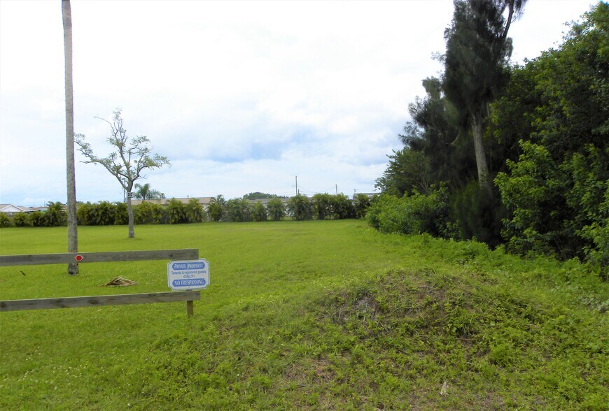 More Photos Of 35 Winar Dr, Merritt Island Land For Sale