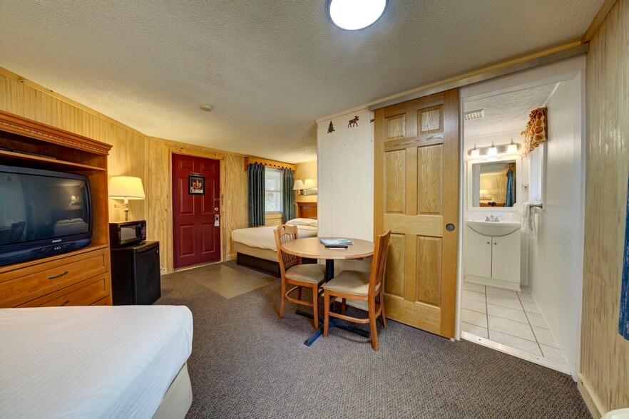 More Photos Of 2275 M 137, Interlochen Hotel For Sale