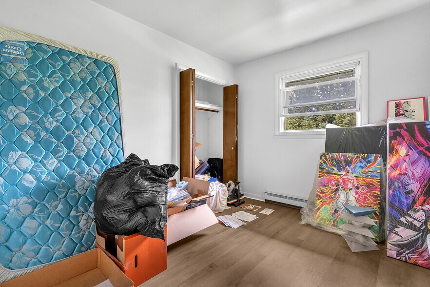 More Photos Of 100 E Market St, Piper City Apartments For Sale