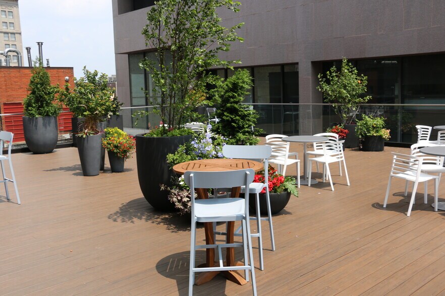 More Photos Of 16-20 E Broad St, Columbus Coworking Space