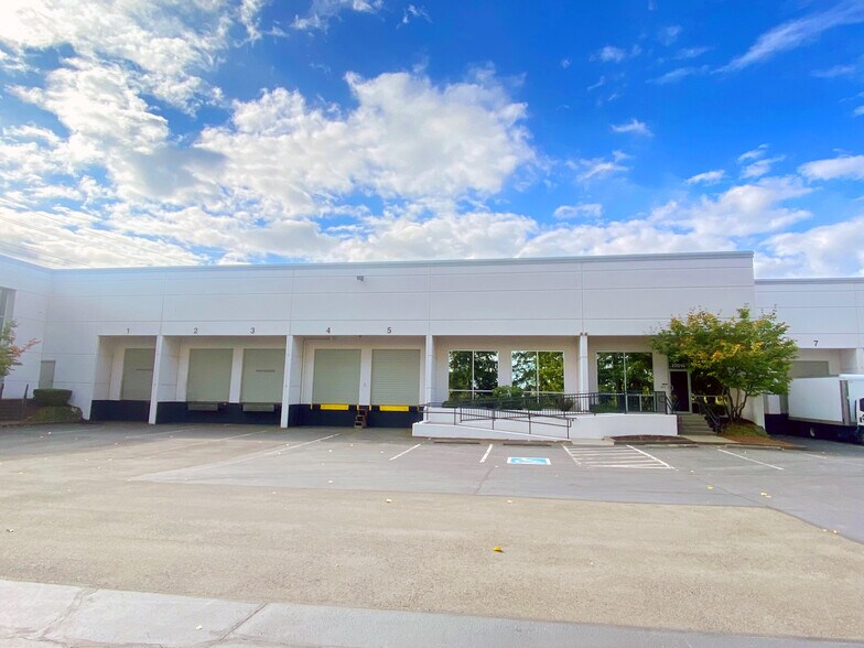 Primary Photo Of 22014-22020 72nd Ave S, Kent Warehouse For Lease