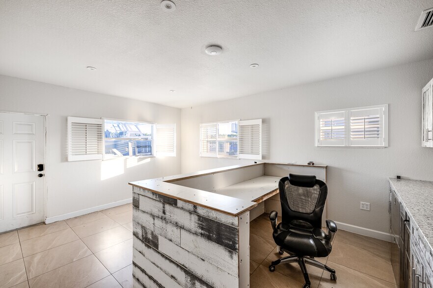 More Photos Of 90400 Overseas Hwy, Tavernier Marina For Sale