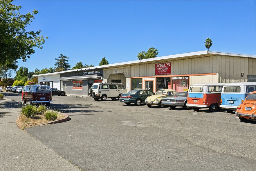 Primary Photo Of 7874-7890 Old Redwood Hwy, Cotati Apartments For Sale