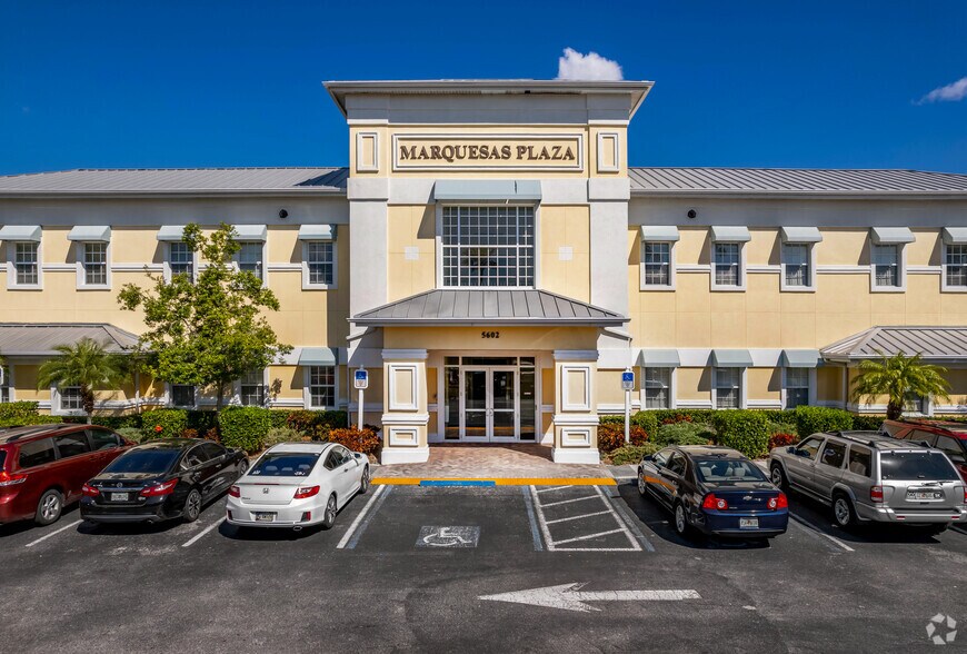More Photos Of 5602 Marquesas Cir, Sarasota Office For Lease