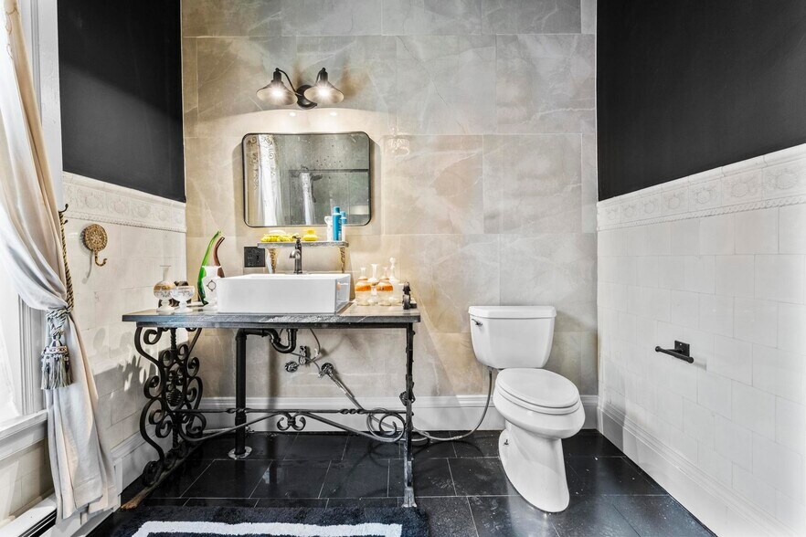 More Photos Of 4 Wethersfield Ave, Hartford Loft Creative Space For Sale