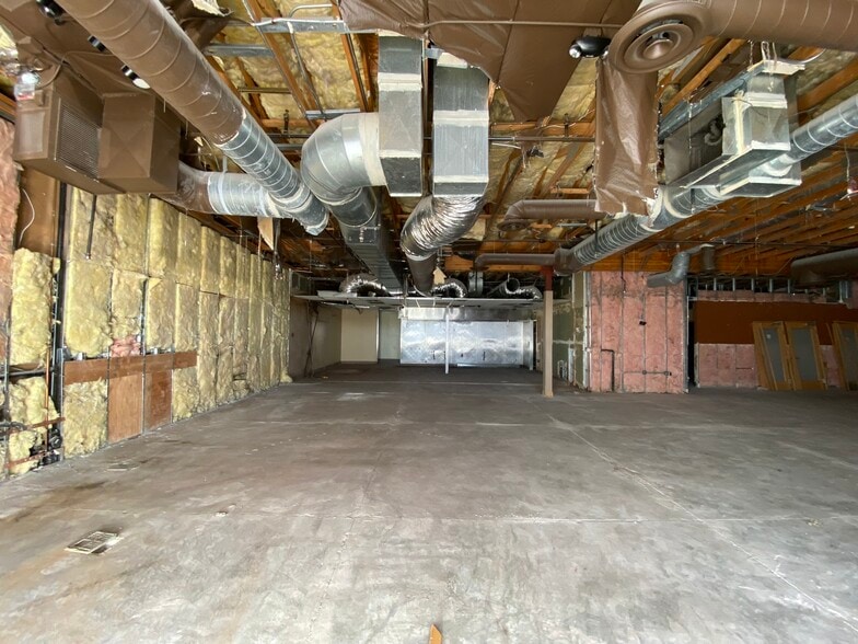 More Photos Of 4280-4302 E Indian School Rd, Phoenix Unknown For Lease