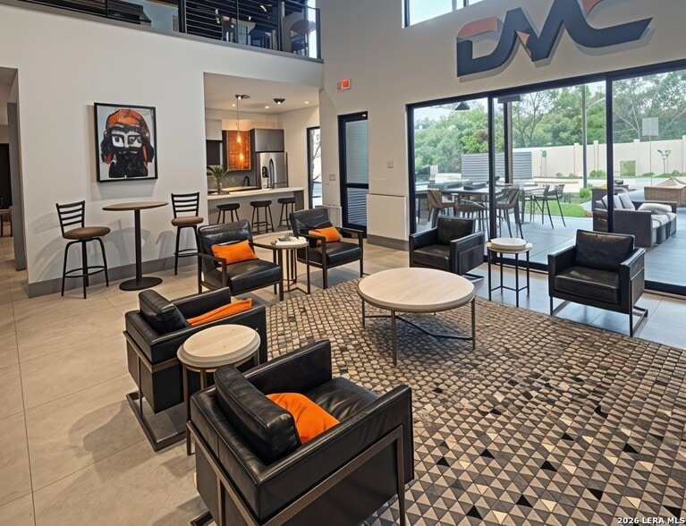 More Photos Of 7231 Stonewall Bnd, San Antonio Self Storage For Sale