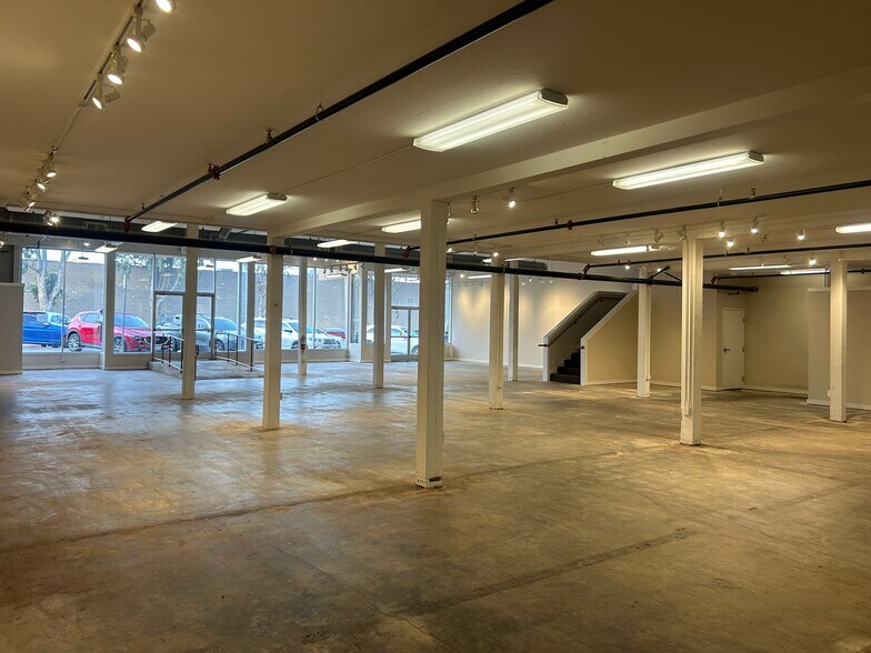 More Photos Of 25 43rd Ave, San Mateo Storefront For Lease