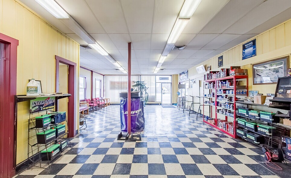 More Photos Of 765 Columbia Blvd, Bloomsburg Auto Repair For Sale