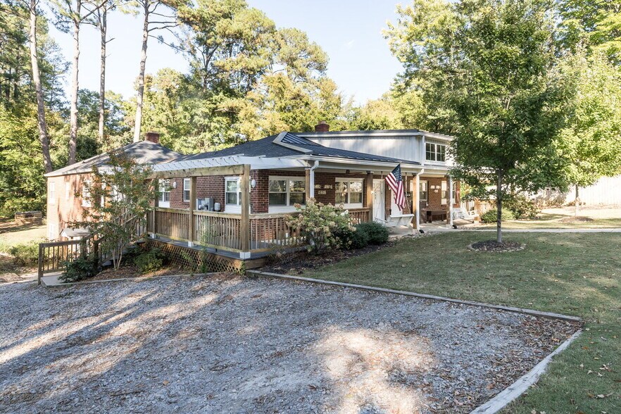 More Photos Of 2404-2410 1/2 Van Dyke Ave, Raleigh Apartments For Sale