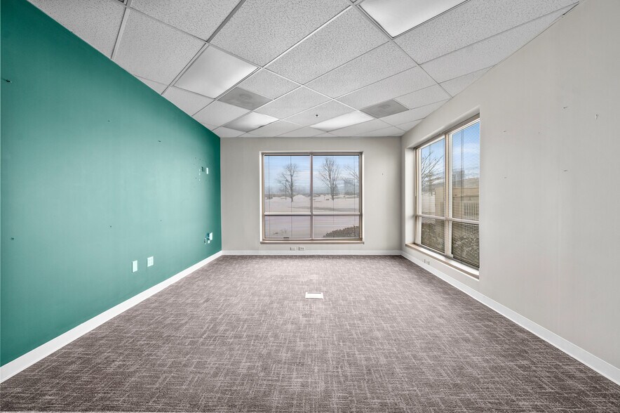 More Photos Of 3 Crowne Point Ct, Sharonville Office For Sale
