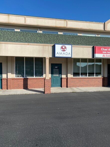 More Photos Of 8390 W Gage Blvd, Kennewick Office For Lease