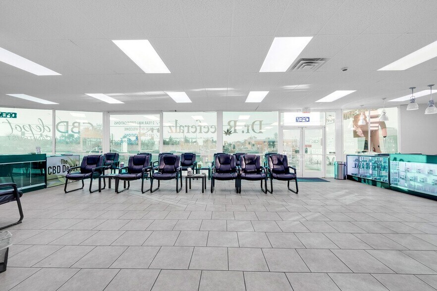 More Photos Of 3550 E Broadway Rd, Mesa Freestanding For Lease