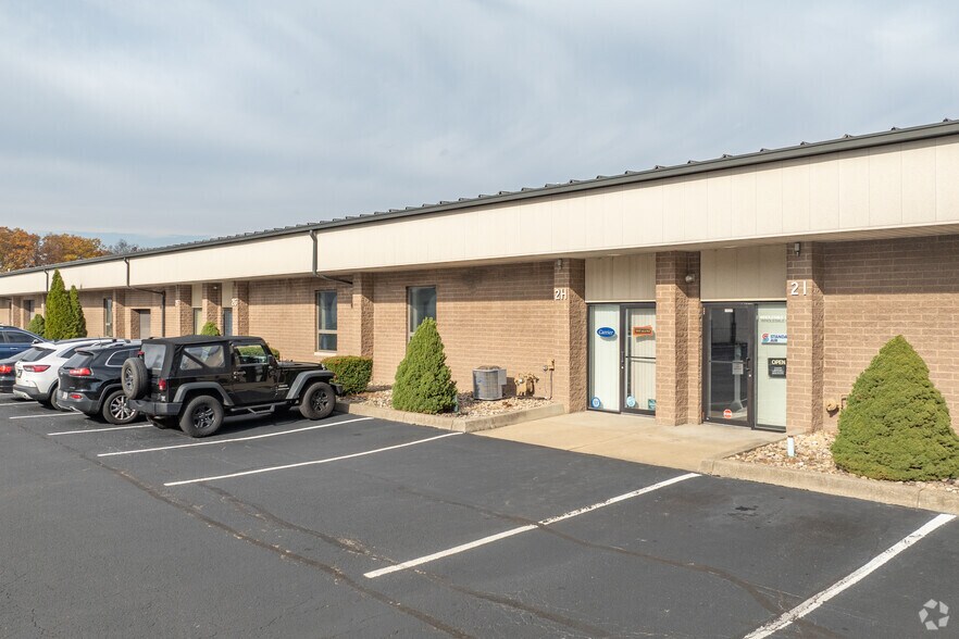 More Photos Of 1018-1034 Corporate Ln, Export Light Manufacturing For Lease