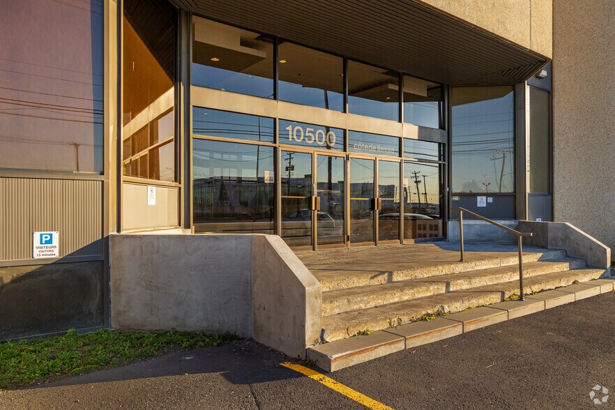 More Photos Of 10500 Ch De La Côte-De-Liesse, Montréal Office Residential For Lease