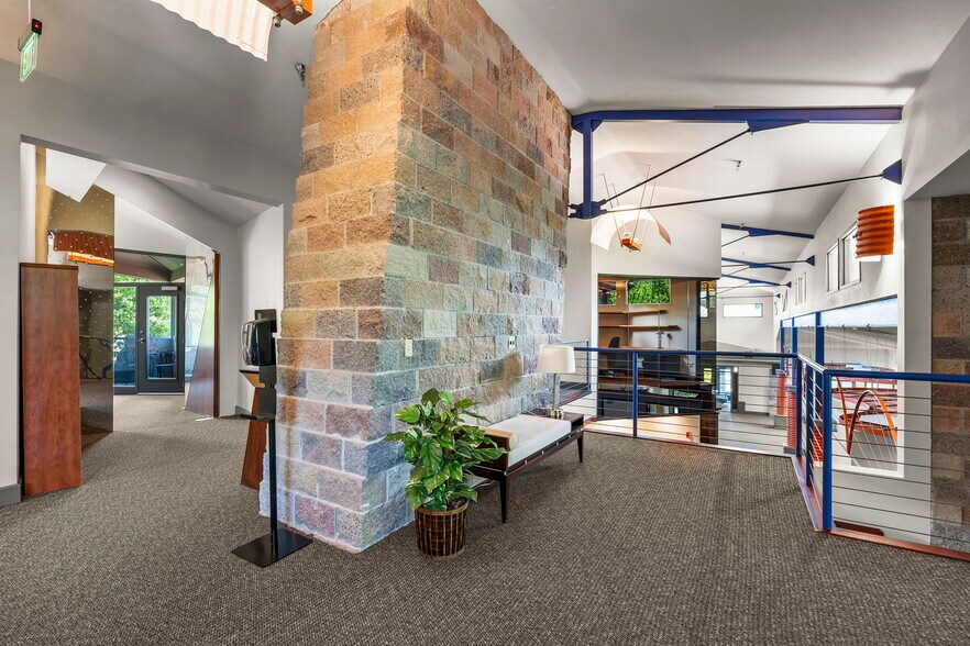More Photos Of 6160 Plumas St, Reno Office For Sale