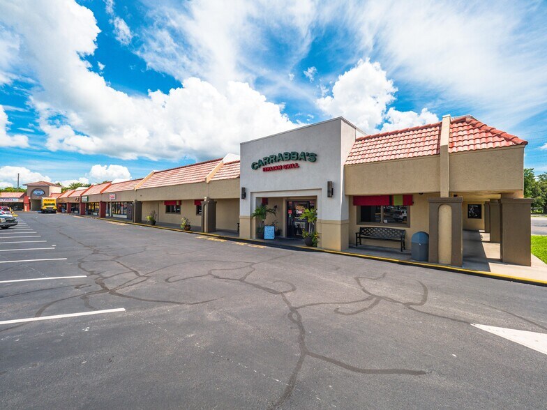 More Photos Of 10110-10154 Us Highway 19, Port Richey Restaurant For Lease