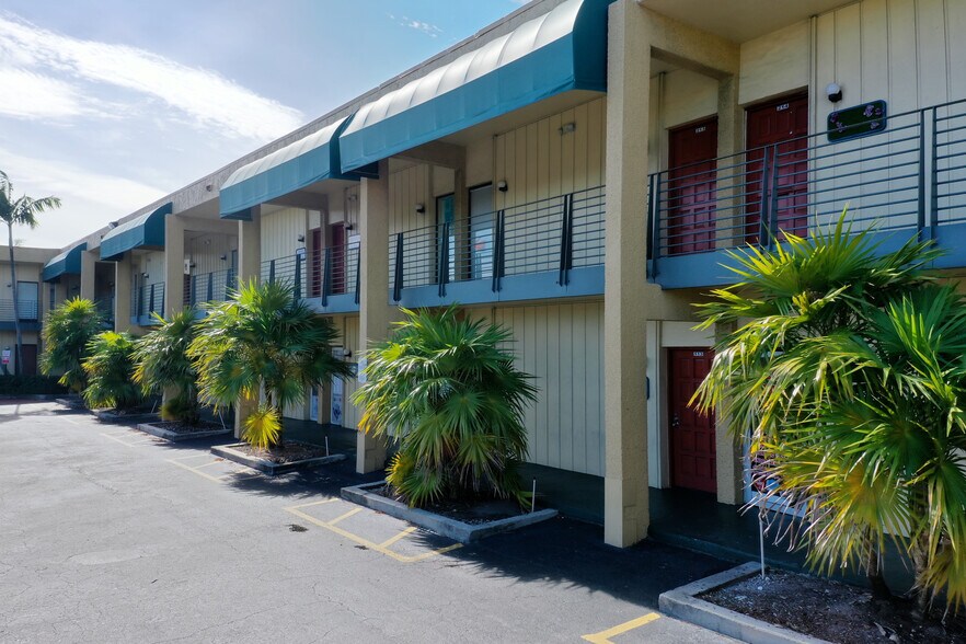 More Photos Of 2331 N State Road 7, Lauderhill Office For Sale