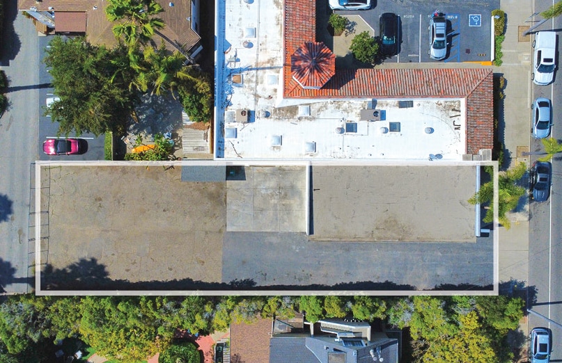 More Photos Of 1327 De La Vina St, Santa Barbara Service For Sale