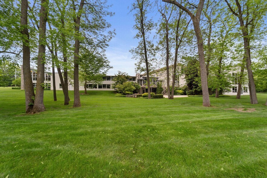 More Photos Of 8223 N Port Washington Rd, Fox Point Religious Facility For Lease