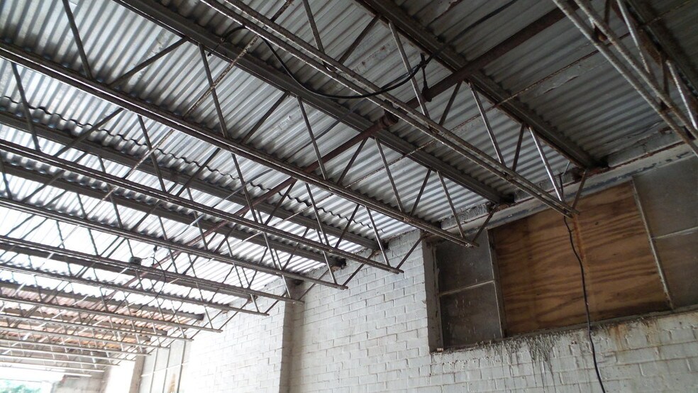 More Photos Of 32256 Highway 43, Thomasville Industrial For Sale