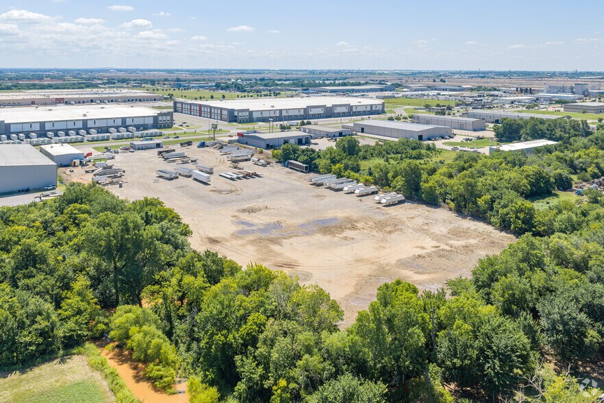 More Photos Of 2521 Council Rd, Oklahoma City Land For Lease