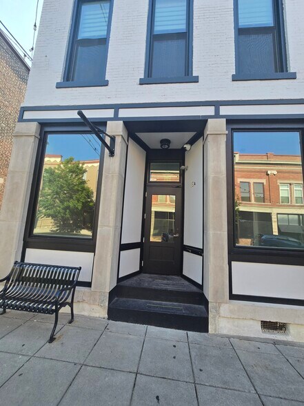 More Photos Of 15 S Indiana St, Greencastle Storefront Retail Office For Sale