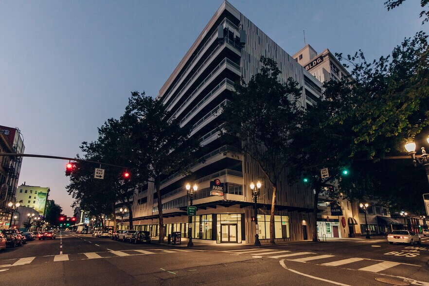 More Photos Of 504-538 SW 4th Ave, Portland Parking Garage For Lease