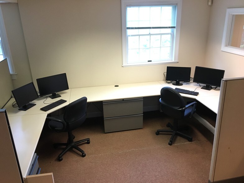 More Photos Of 240 Conestoga Rd, Wayne Office For Lease