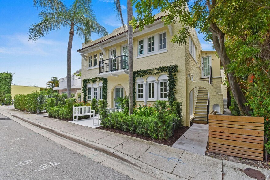 More Photos Of 212 Oleander Ave, Palm Beach Apartments For Sale