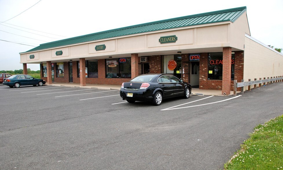 More Photos Of 310 Ward Ave, Bordentown Convenience Store For Sale