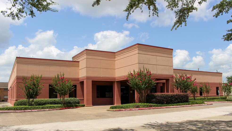 More Photos Of 3050 Liberty St, Beaumont Freestanding For Sale
