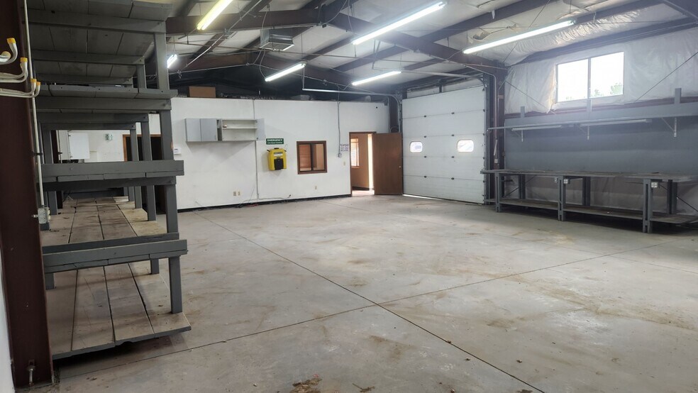More Photos Of 9761 Titan Park Cir, Littleton Warehouse For Lease