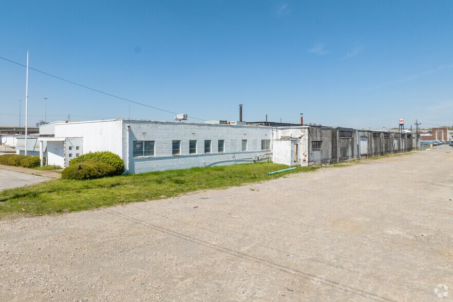 Primary Photo Of 2800 Messer Airport Hwy, Birmingham Industrial For Lease