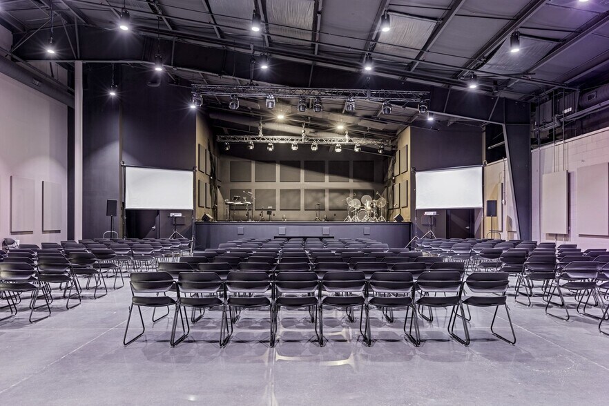 More Photos Of 1215 Tom Ginnever Ave, O'Fallon Religious Facility For Lease