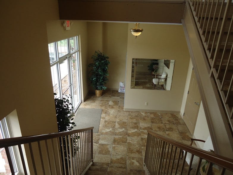 More Photos Of 3860 Race Rd, Cincinnati Medical For Sale