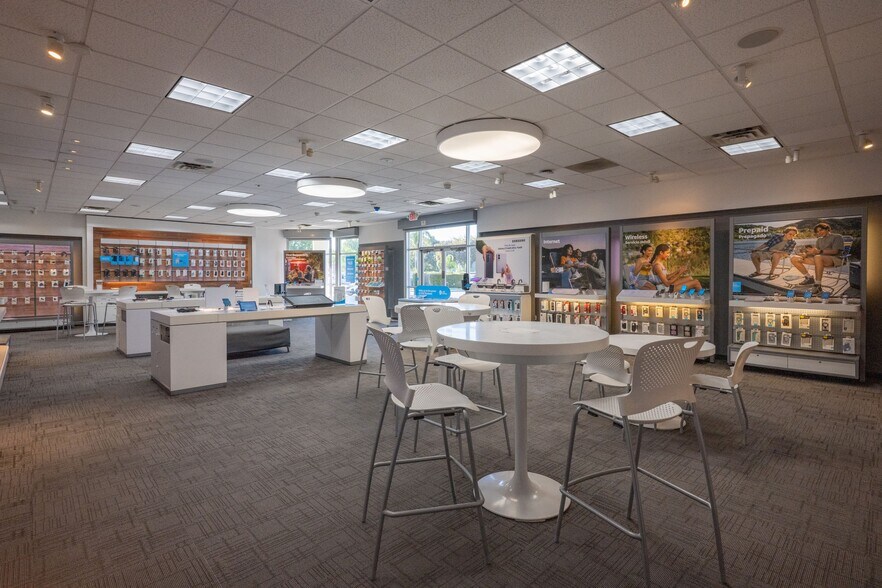 More Photos Of 4180 Truxtun Ave, Bakersfield General Retail For Sale