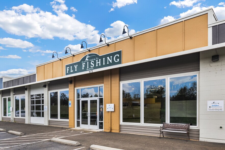 Primary Photo Of 1875 NW Poplar Way, Issaquah Freestanding For Lease