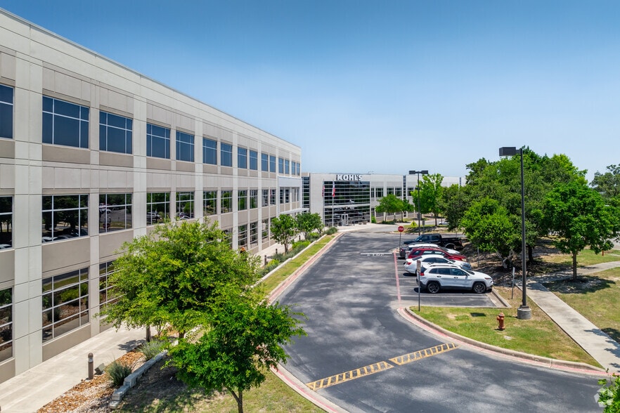 More Photos Of 10000 Rogers Run, San Antonio Office For Sale