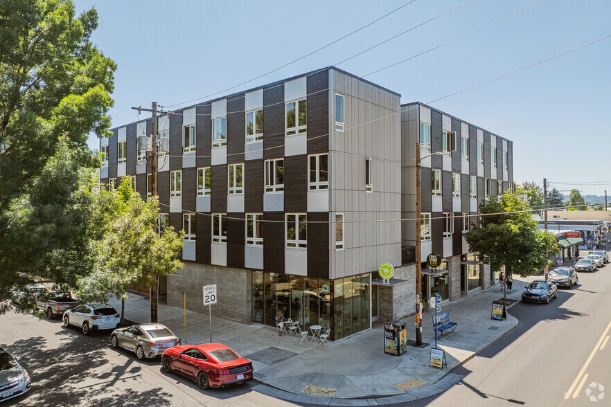 More Photos Of 1478 SE 49th Ave, Portland Apartments For Lease