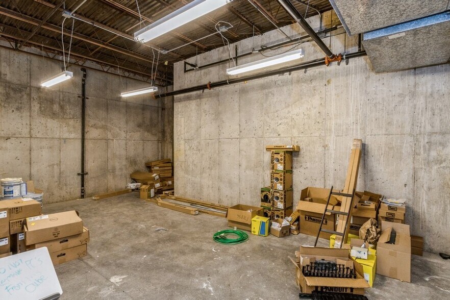 More Photos Of 2834 Northgate Dr, Iowa City Office For Lease