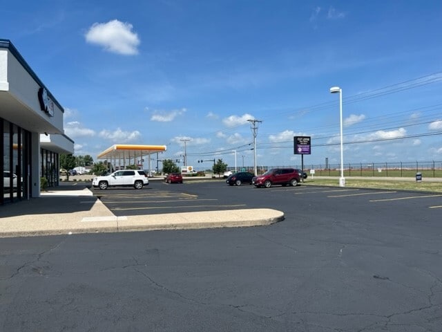 More Photos Of 536-544 W National Rd, Vandalia Storefront Retail Office For Lease