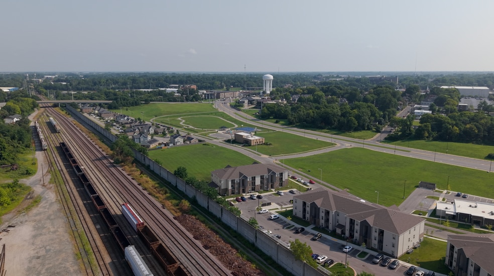 More Photos Of 475 Angliana Ave, Lexington Warehouse For Lease