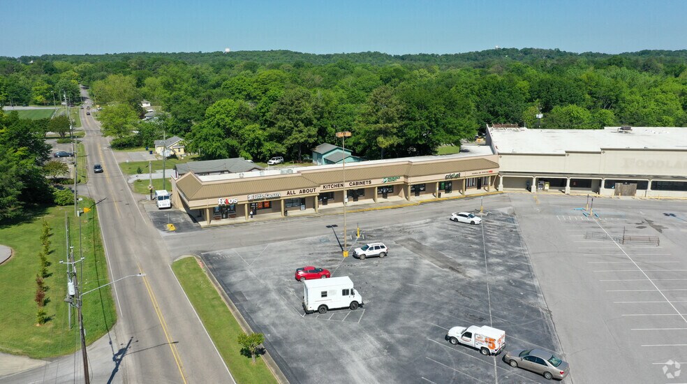 More Photos Of 410-679 1st St SW, Alabaster Unknown For Lease